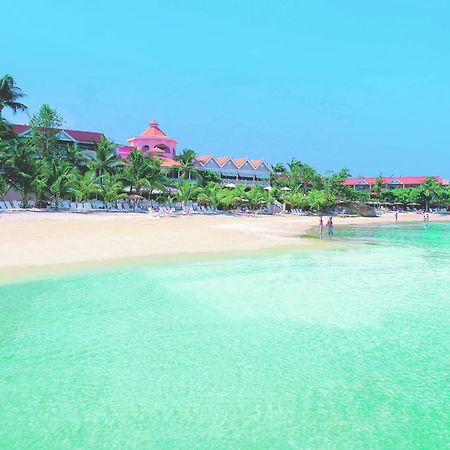 Coco Reef Resort & Spa Crown Point Eksteriør billede