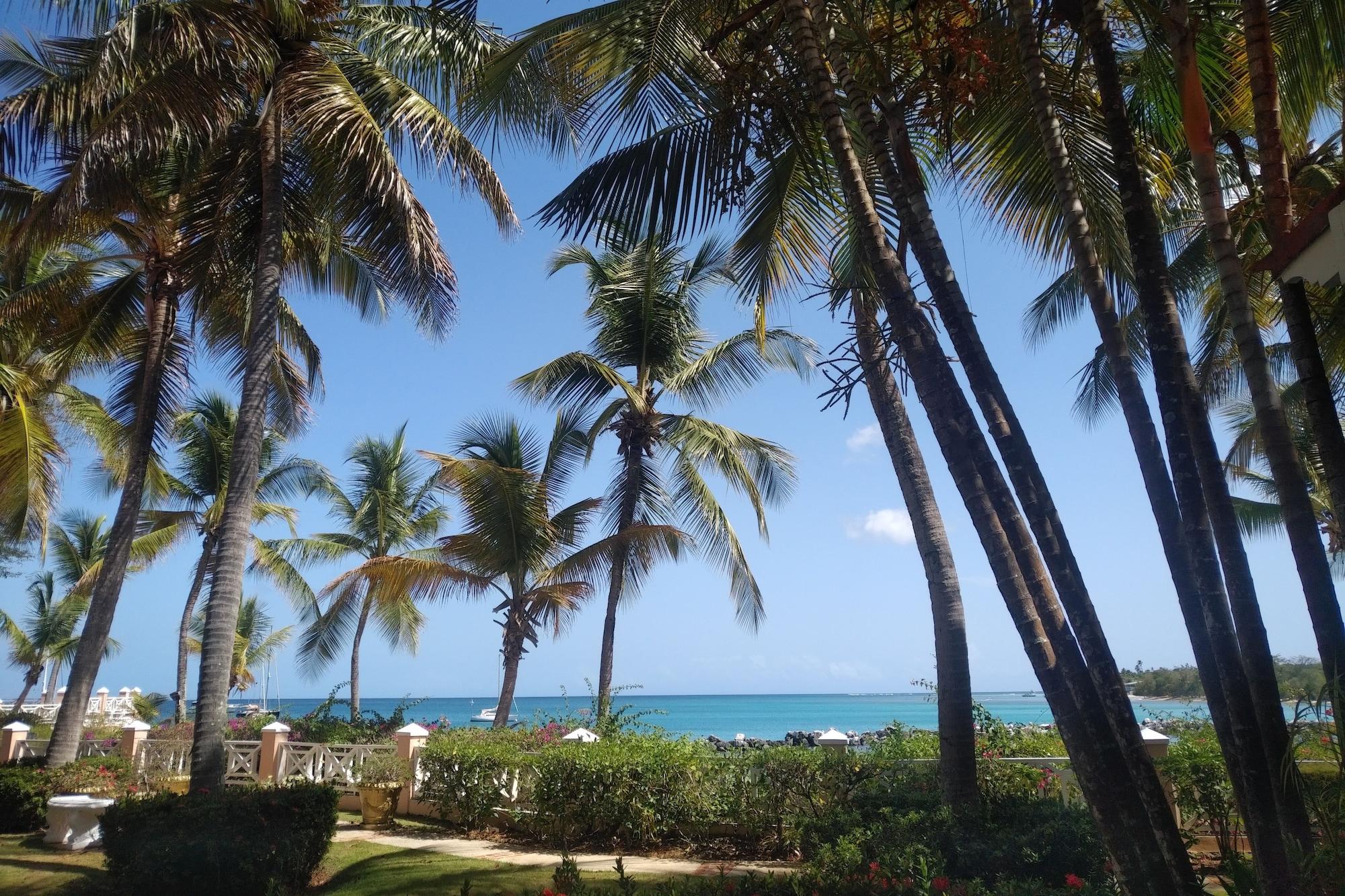 Coco Reef Resort & Spa Crown Point Eksteriør billede