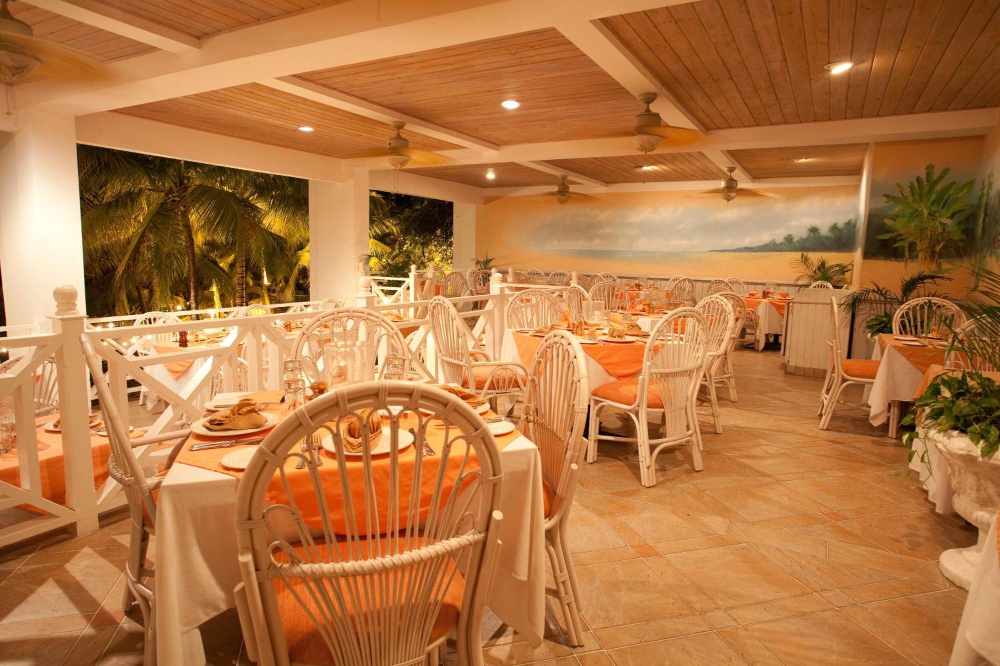 Coco Reef Resort & Spa Crown Point Eksteriør billede